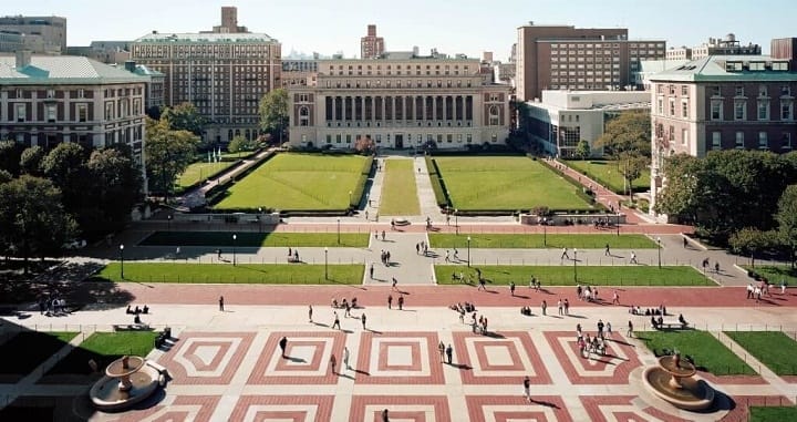نمایی از دانشگاه کلمبیا یکی از بهترین دانشگاه های جهان