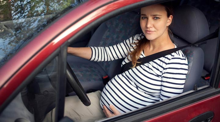 سفر جاده‌ای در دوران بارداری با رعایت احتیاط بی‌مانع است