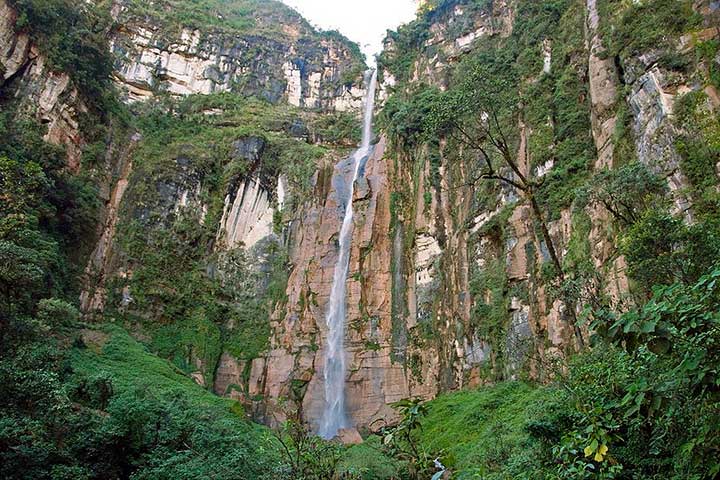 آبشار یومبیلا؛ بلندترین آبشار دنیا