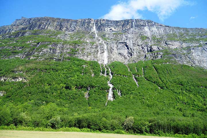 آبشار وینوفوسن؛ بلندترین آبشار دنیا