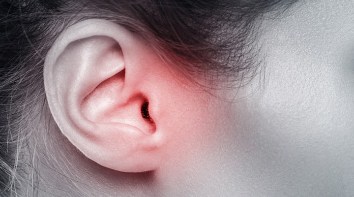 عفونت گوش داخلی از دلایل حالت تهوع صبحگاهی